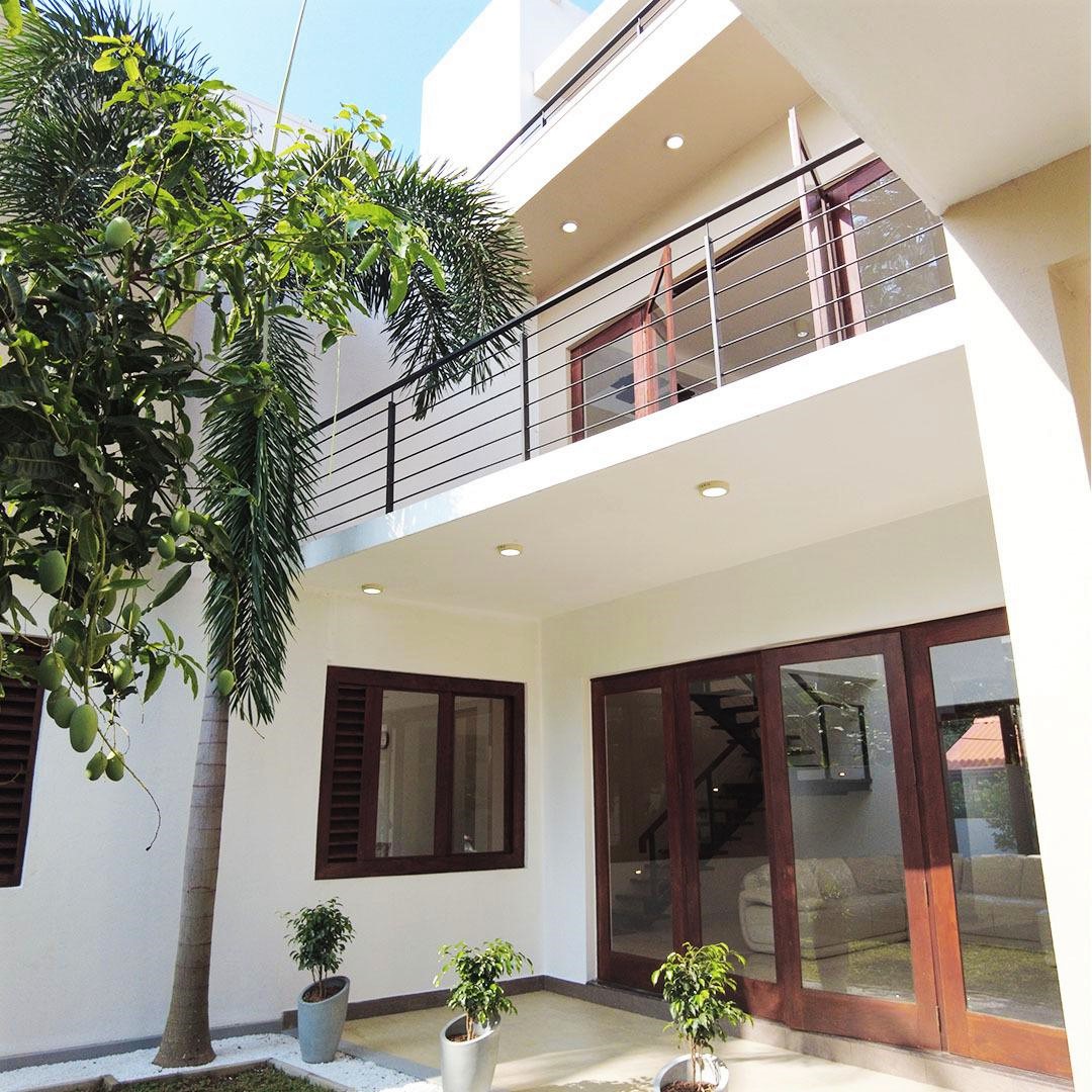 Luxury  House for in Maharagam-SAMPLE