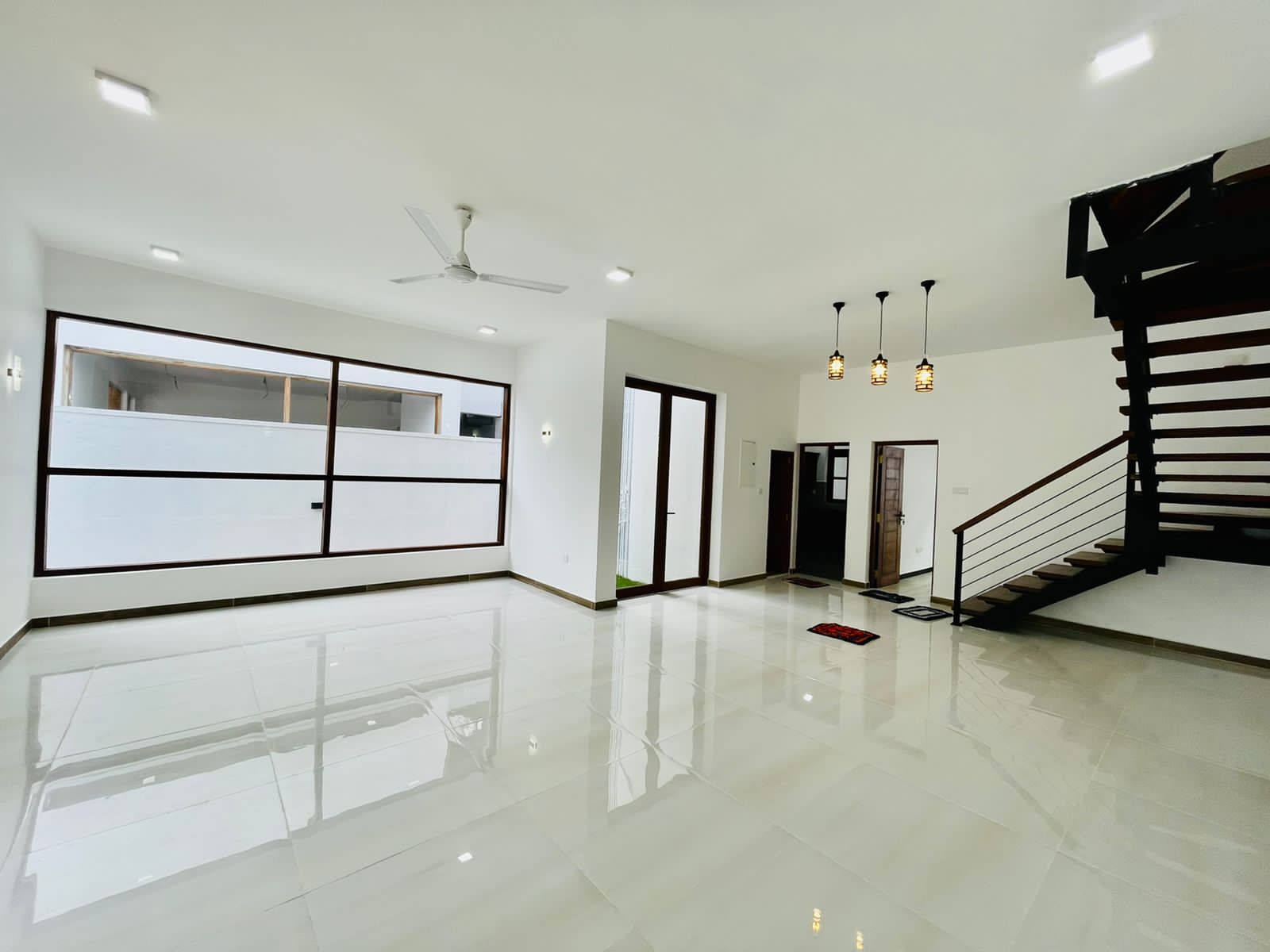 Luxury  House for in Maharagam-SAMPLE