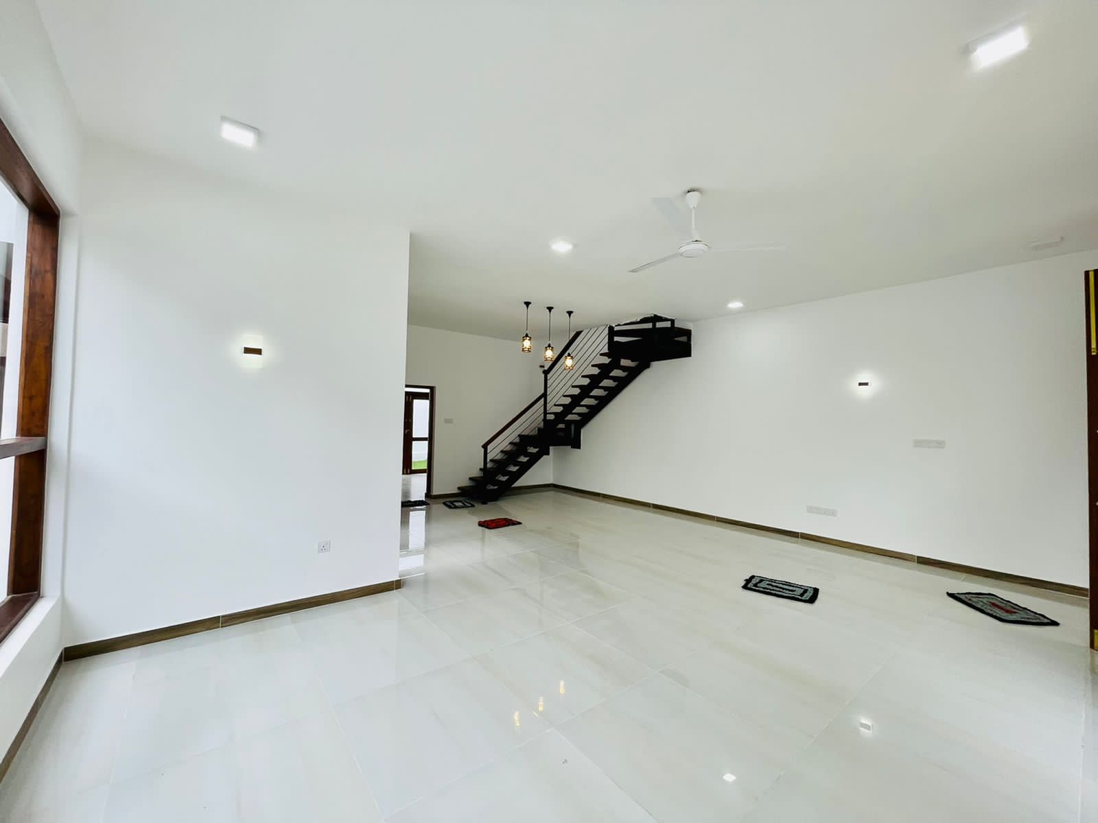 Luxury  House for in Maharagam-SAMPLE