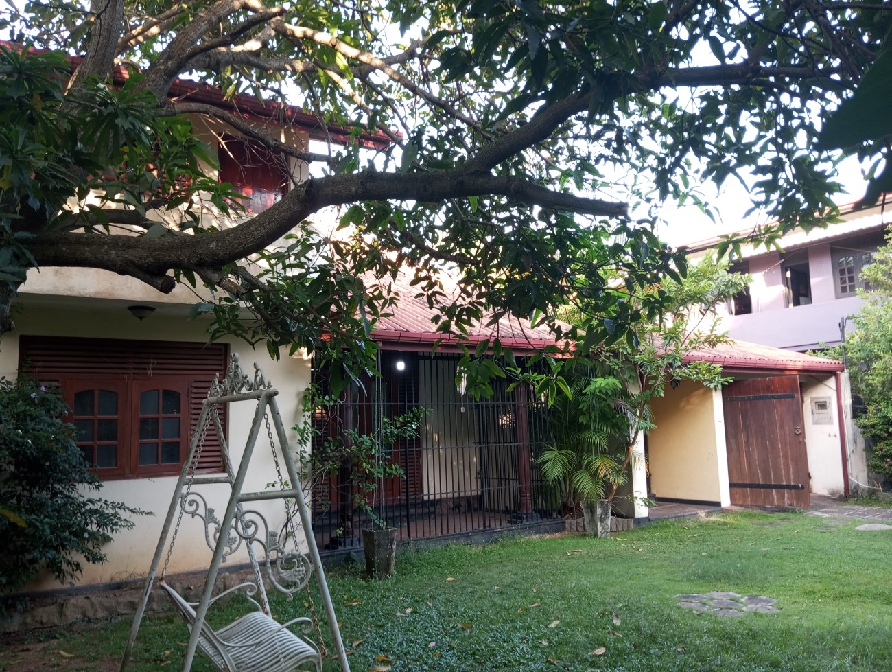 Architectural Designed Luxury House for Sale 