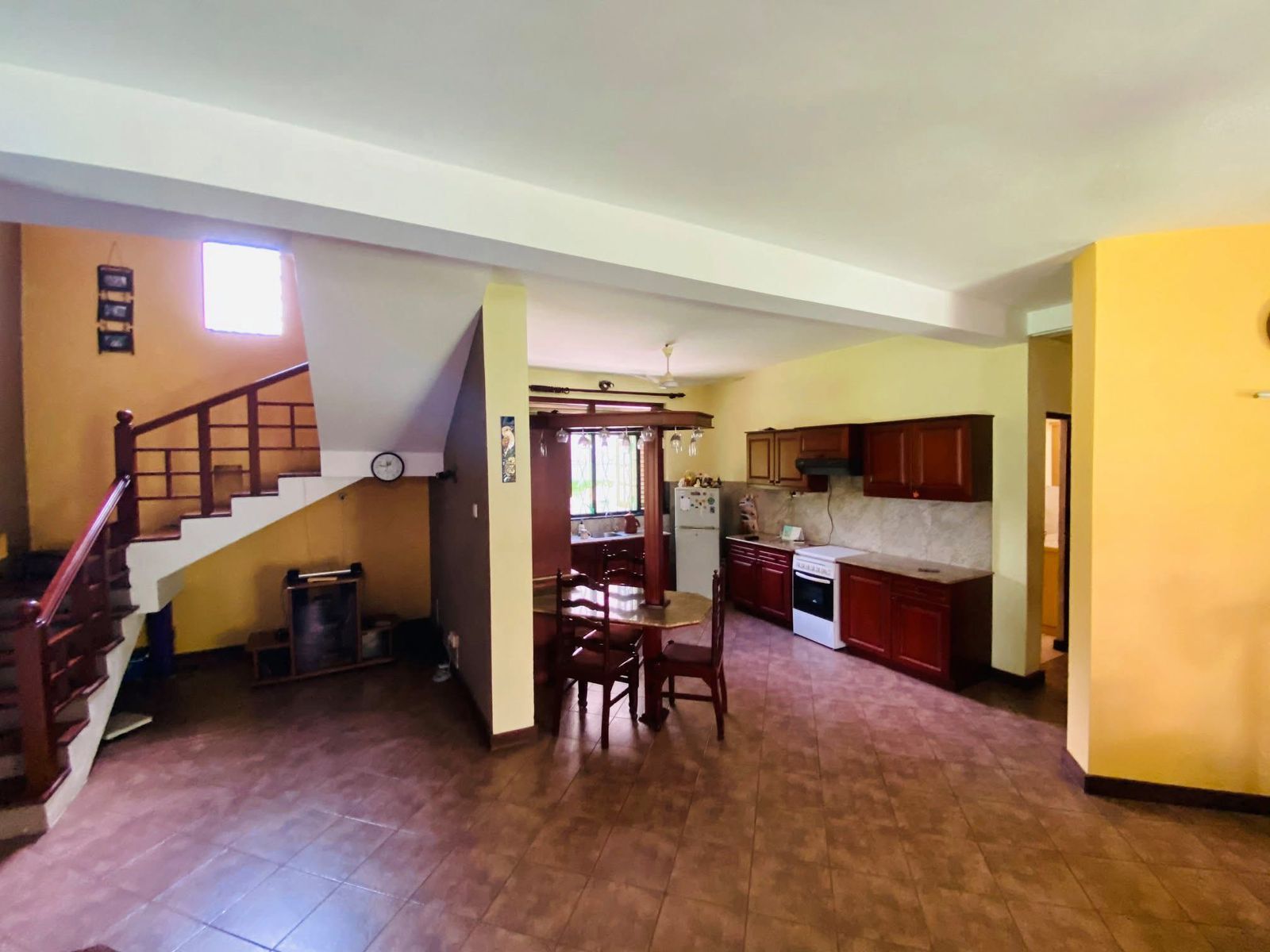 Architectural Designed Luxury House for Sale 